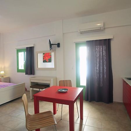 Kastellos Apartments Sikinos Alopronia Extérieur photo