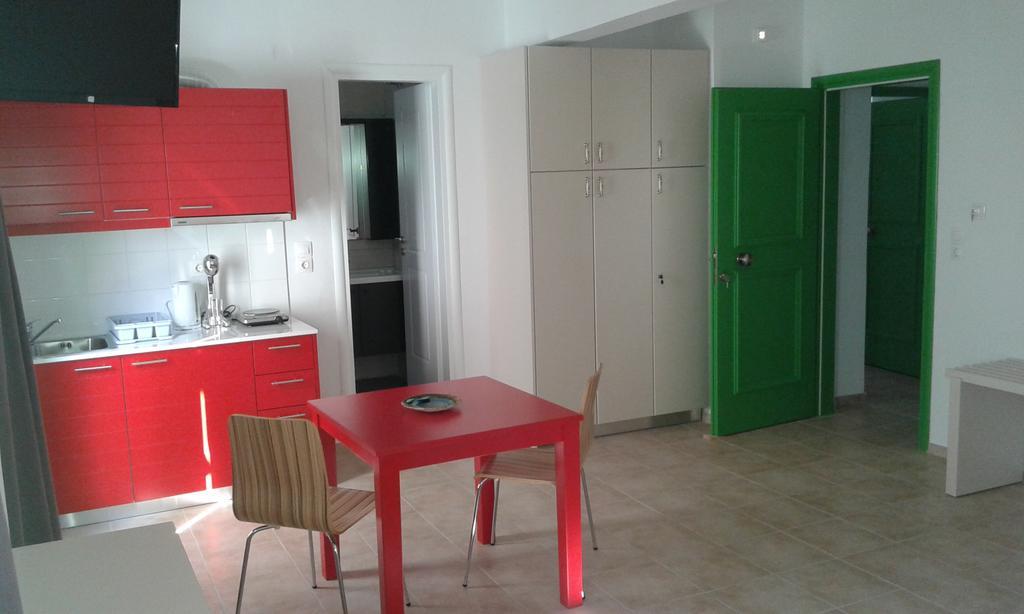 Kastellos Apartments Sikinos Alopronia Extérieur photo