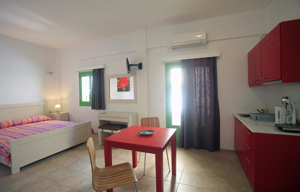 Kastellos Apartments Sikinos Alopronia Extérieur photo