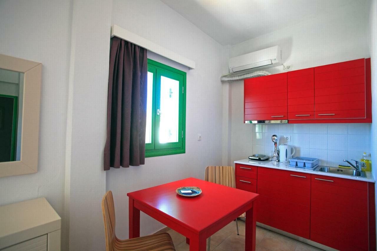 Kastellos Apartments Sikinos Alopronia Extérieur photo